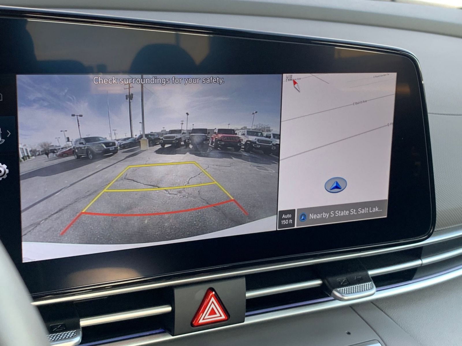 Thumbnail: 2025 Hyundai Elantra - 17