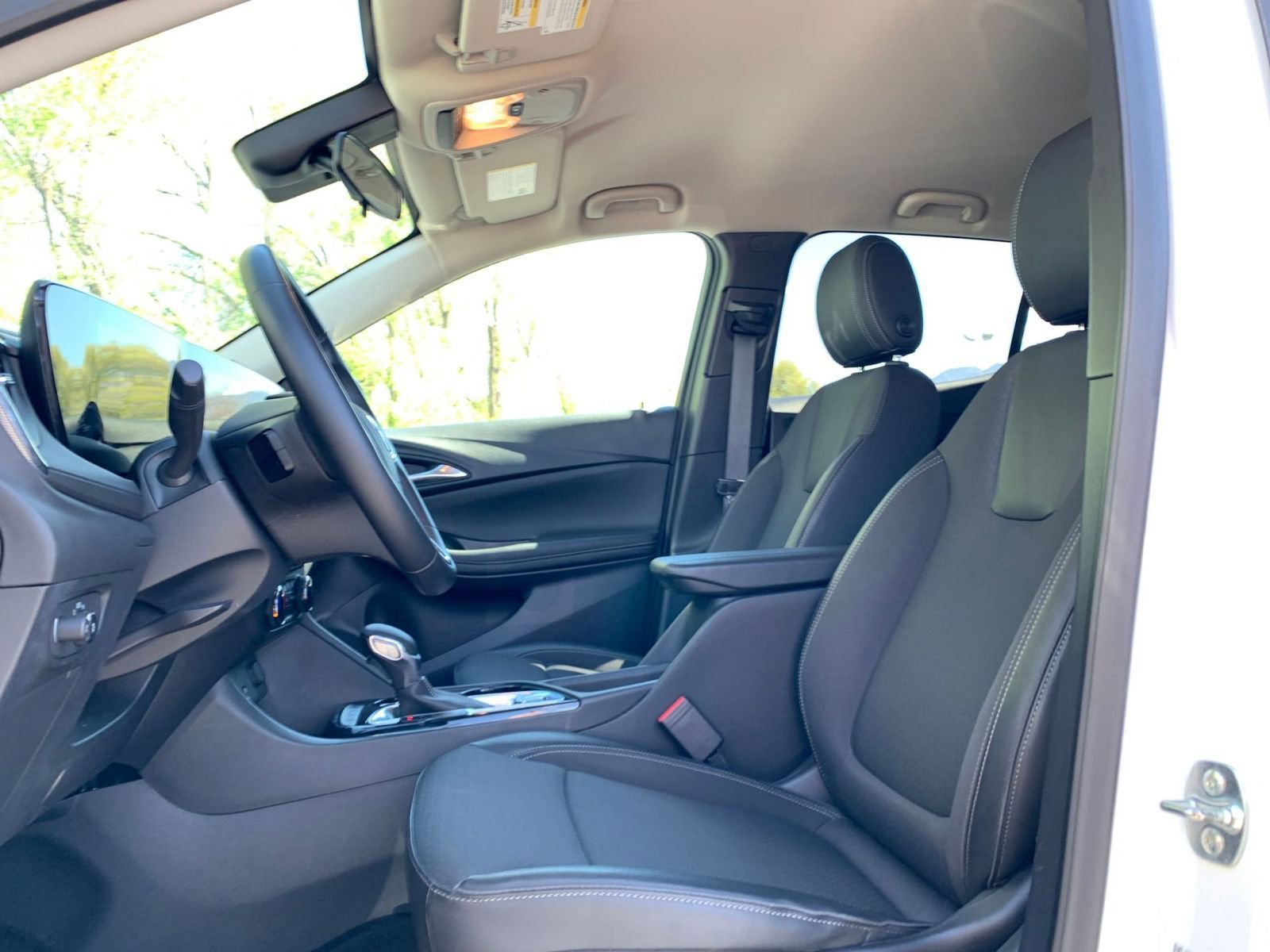 Thumbnail: 2025 Buick Encore GX - 25