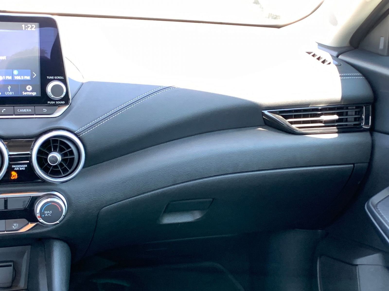 Thumbnail: 2024 Nissan Sentra - 33