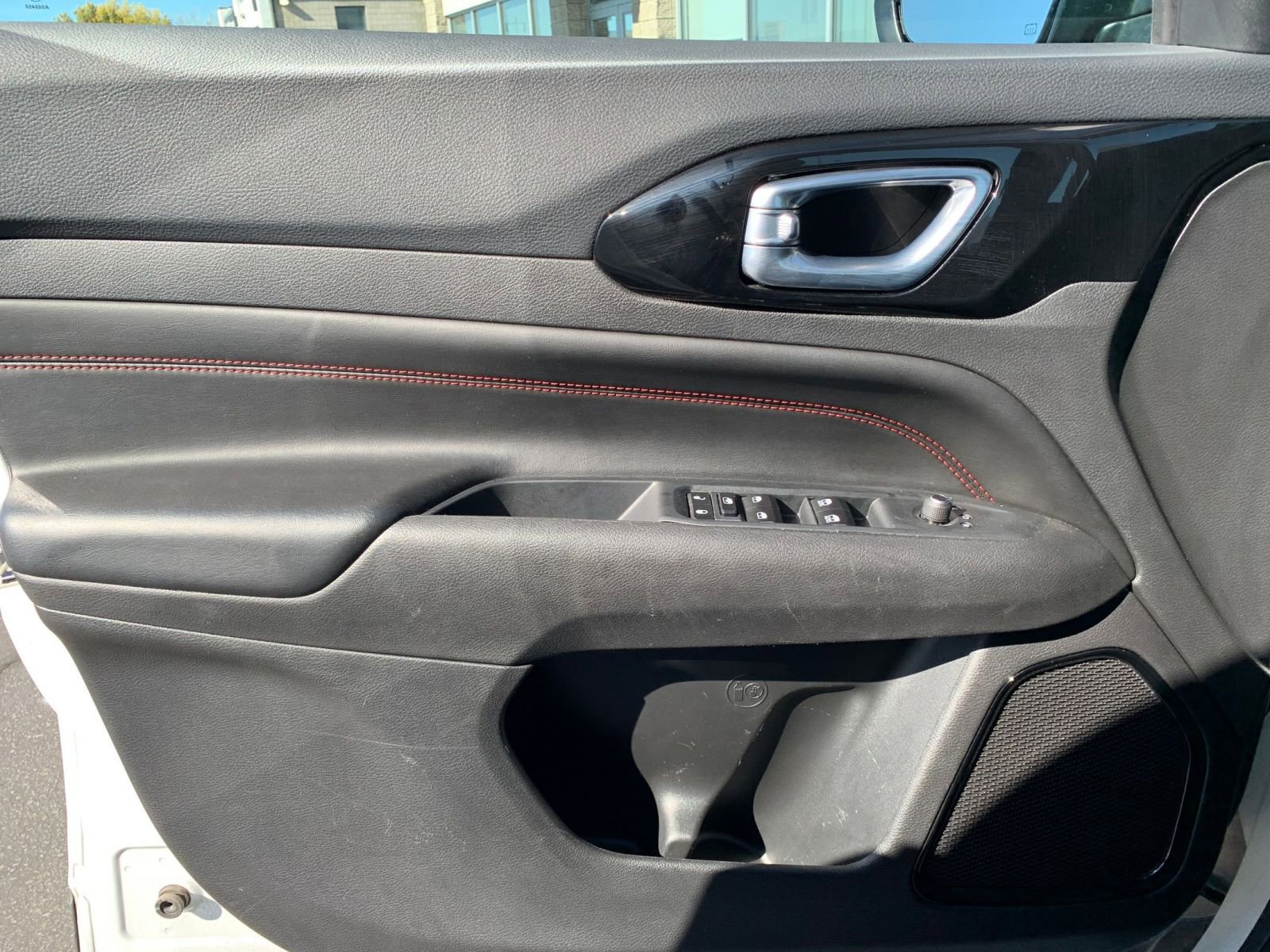 Thumbnail: 2025 Jeep Compass - 20