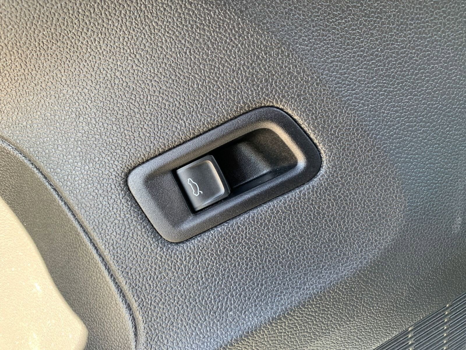 Thumbnail: 2024 Volkswagen Atlas - 23