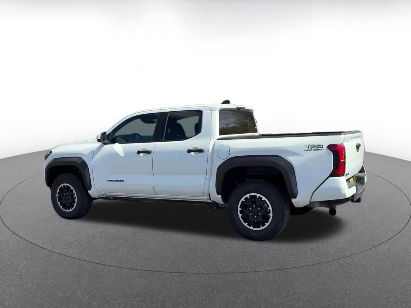 Thumbnail: 2025 Toyota Tacoma - 10