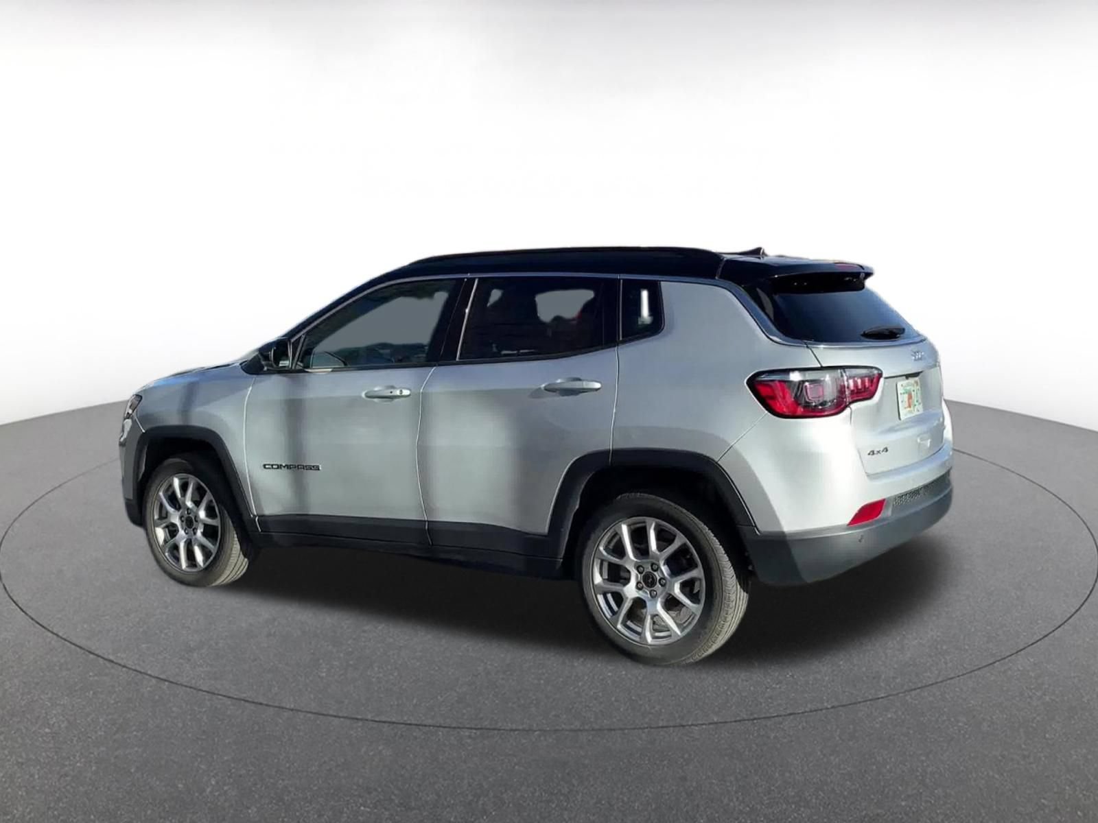 Thumbnail: 2025 Jeep Compass - 8