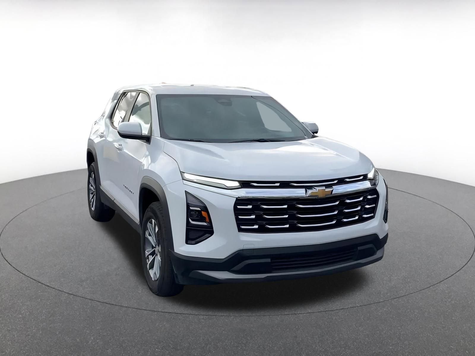 Thumbnail: 2025 Chevrolet Equinox - 3