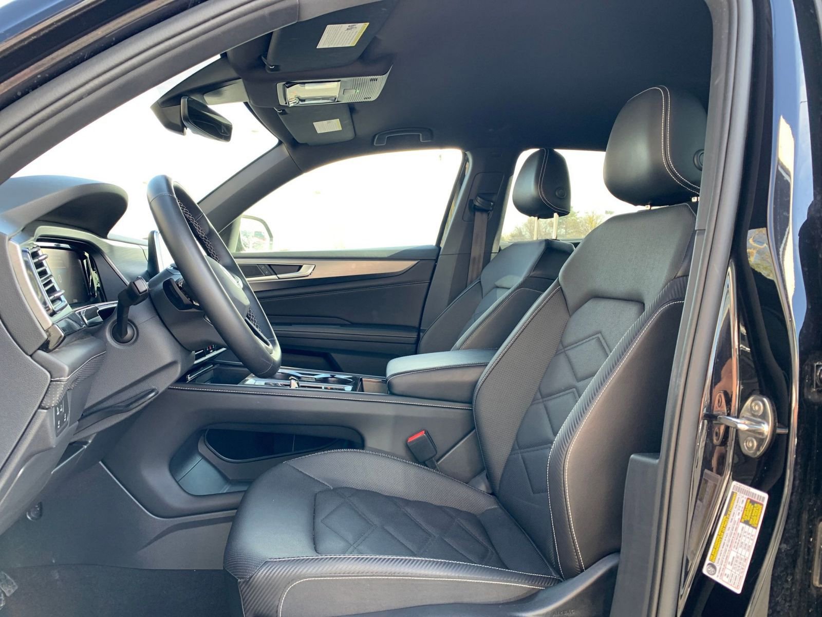 Thumbnail: 2025 Volkswagen Atlas - 27