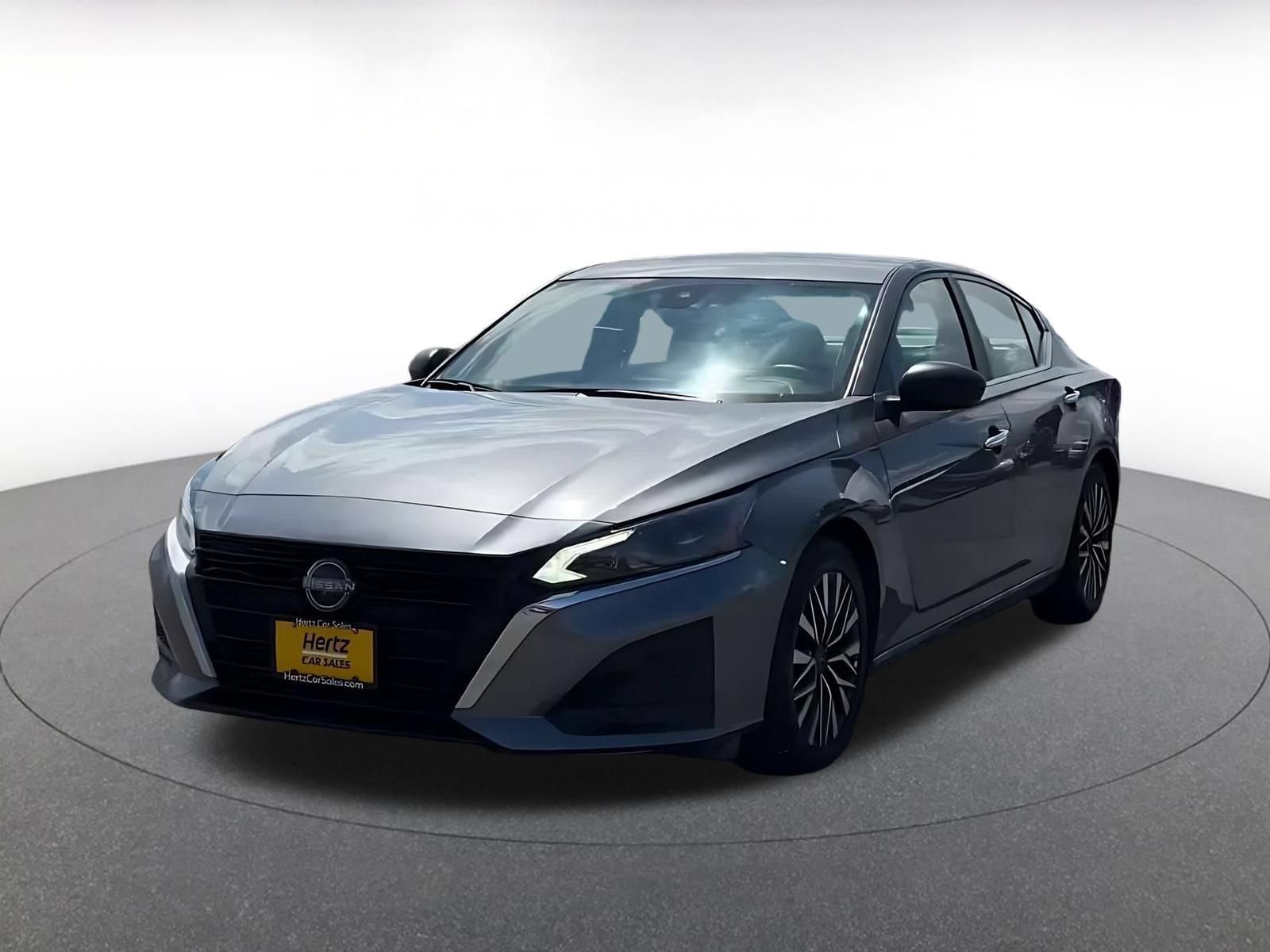 Thumbnail: 2025 Nissan Altima - 6