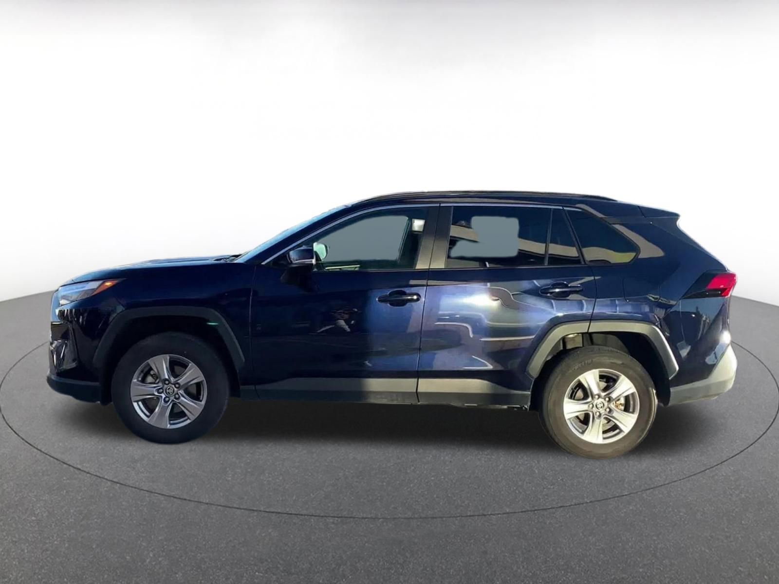 Thumbnail: 2025 Toyota RAV4 - 9