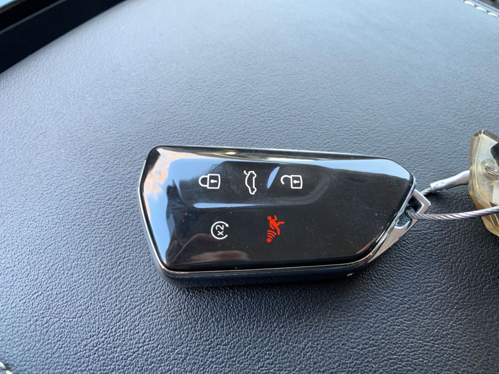 Thumbnail: 2025 Volkswagen Atlas - 23