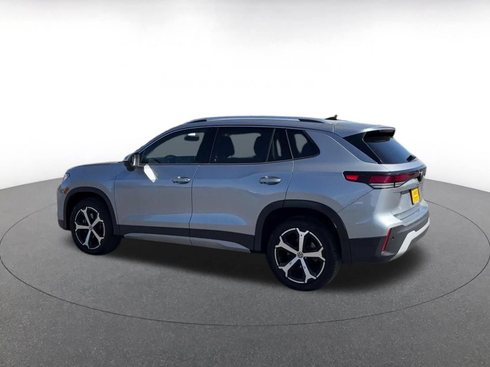 Thumbnail: 2026 Volkswagen Tiguan - 9