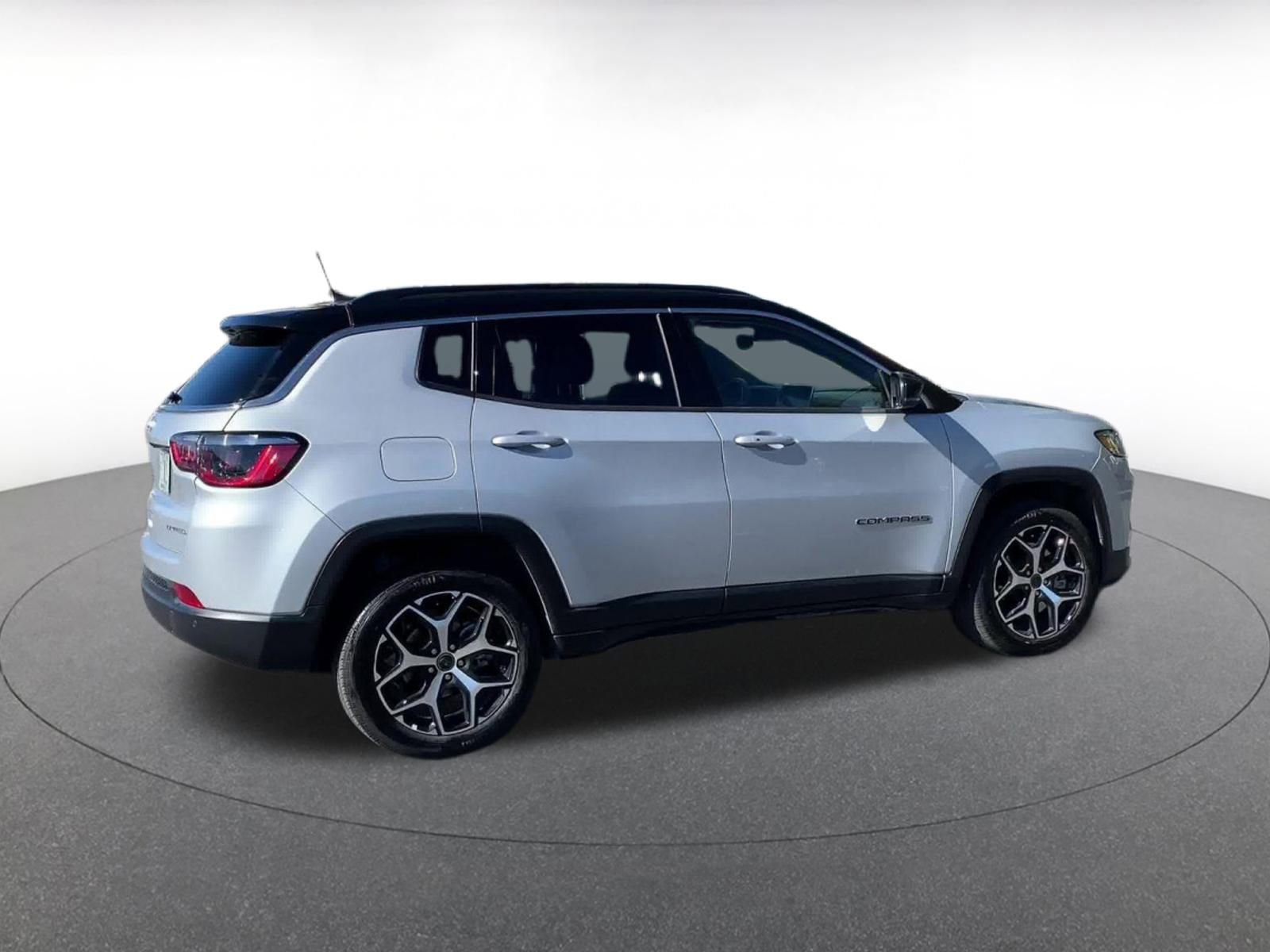 Thumbnail: 2025 Jeep Compass - 15