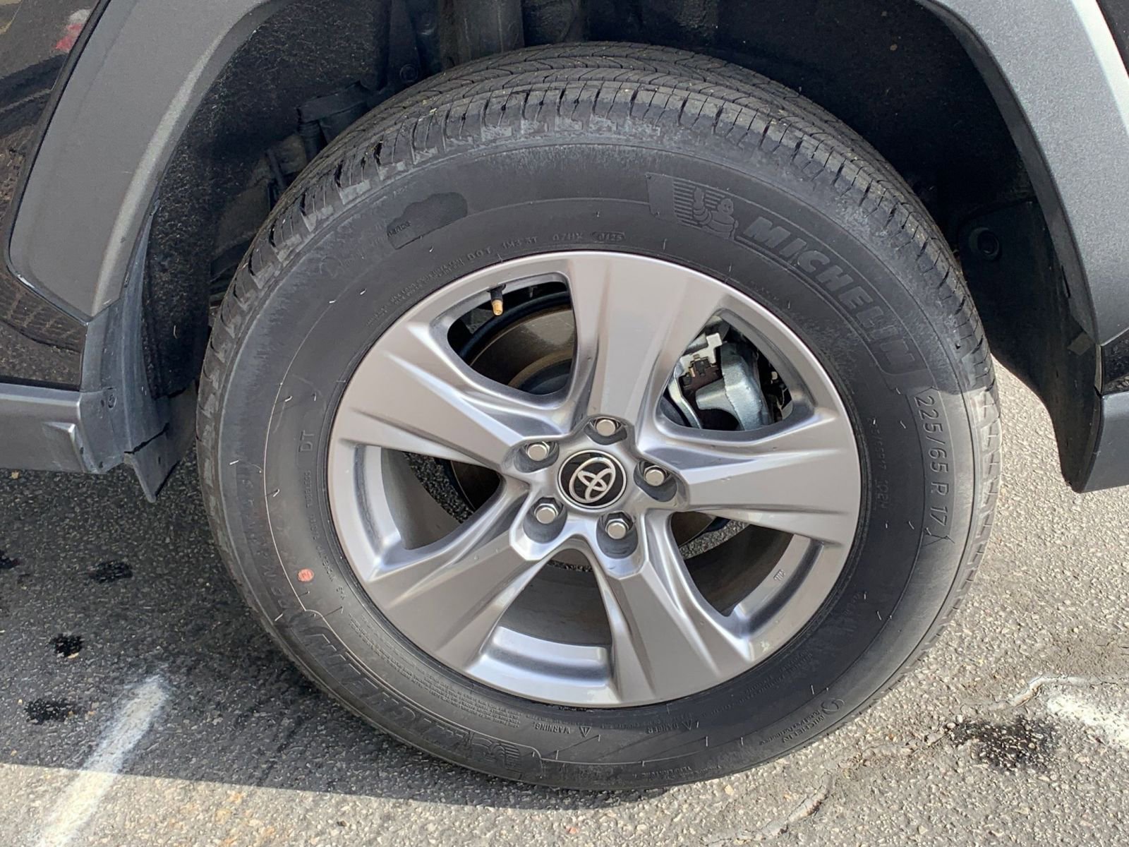 Thumbnail: 2025 Toyota RAV4 - 29