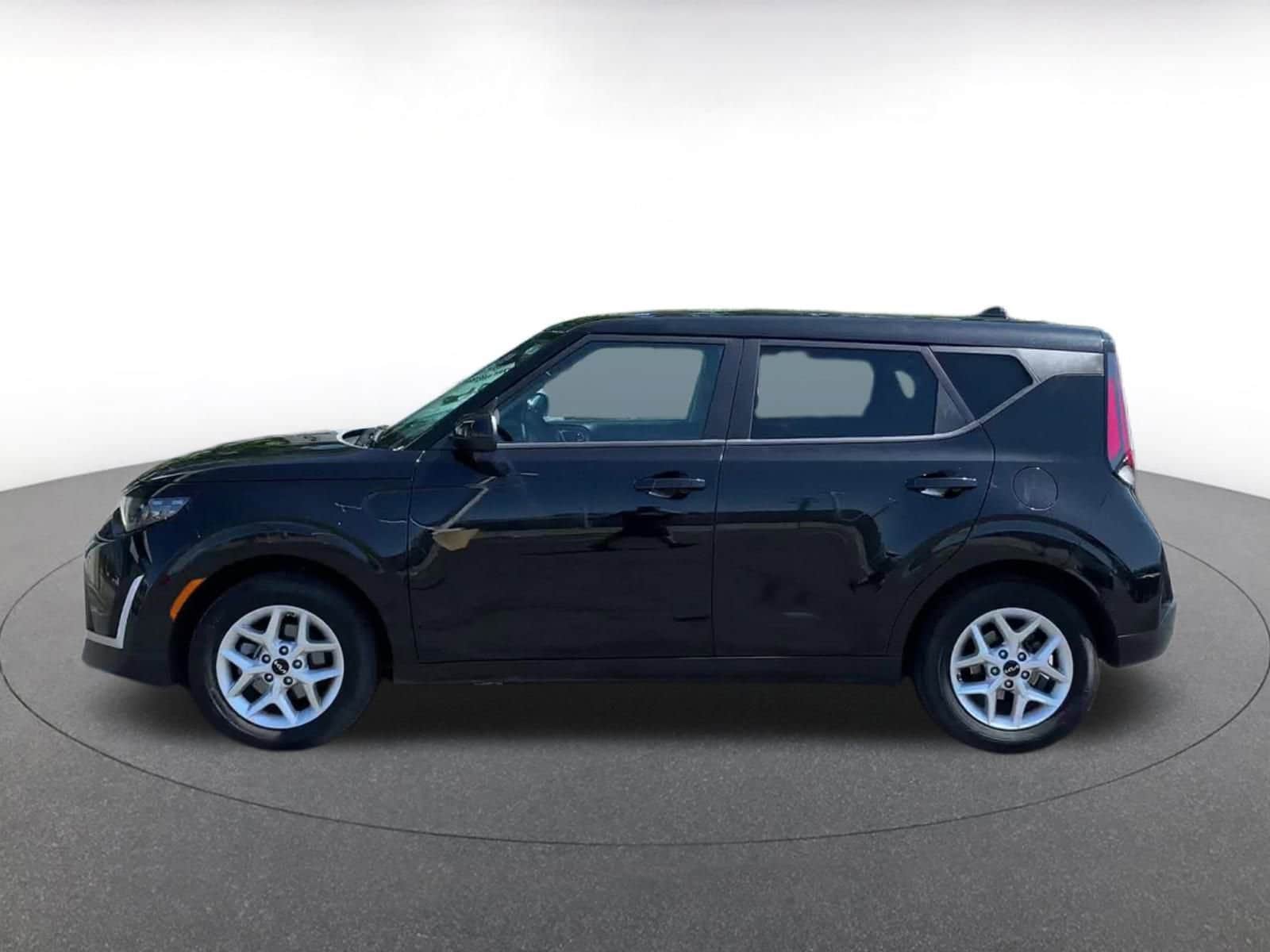 Thumbnail: 2024 Kia Soul - 8