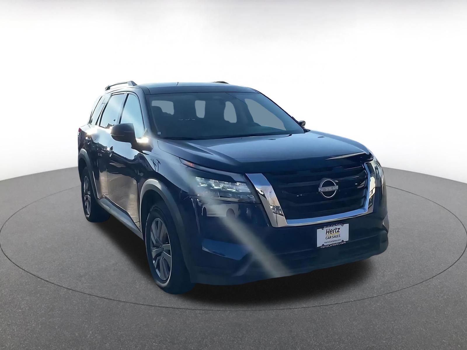 Thumbnail: 2025 Nissan Pathfinder - 3