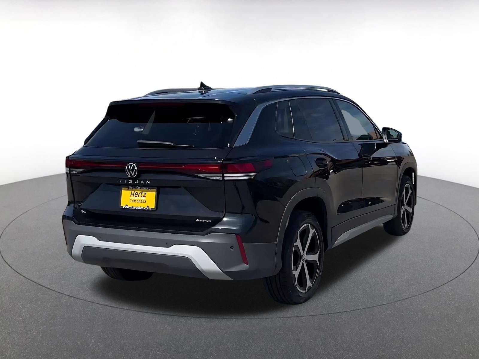 Thumbnail: 2026 Volkswagen Tiguan - 14