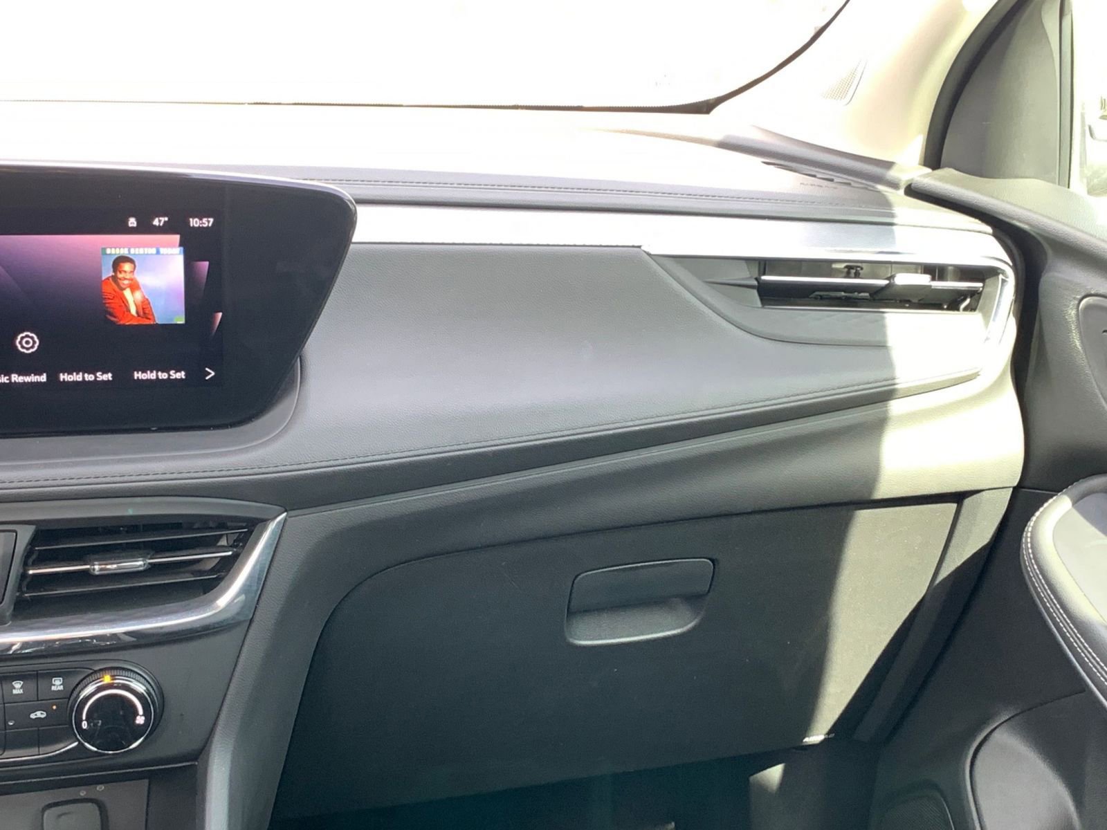 Thumbnail: 2025 Buick Encore GX - 34