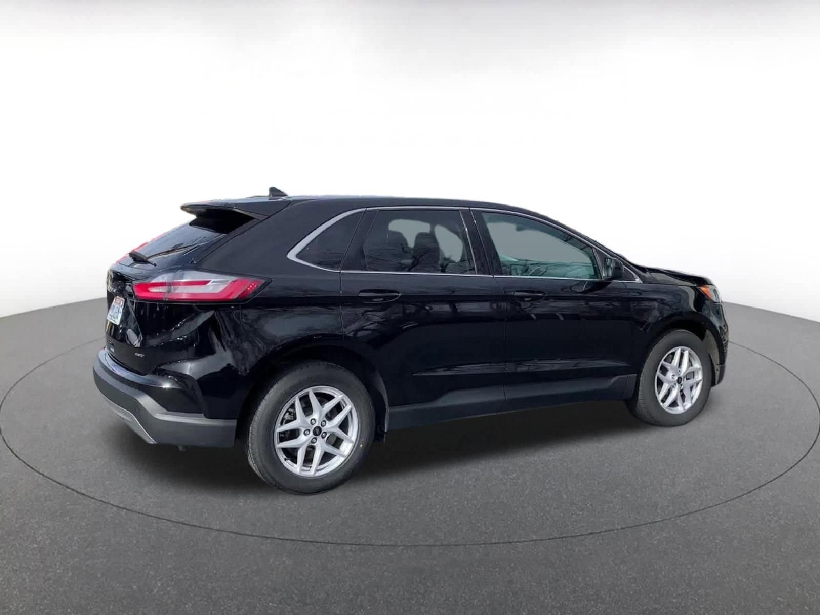 2024 Ford Edge SEL 15