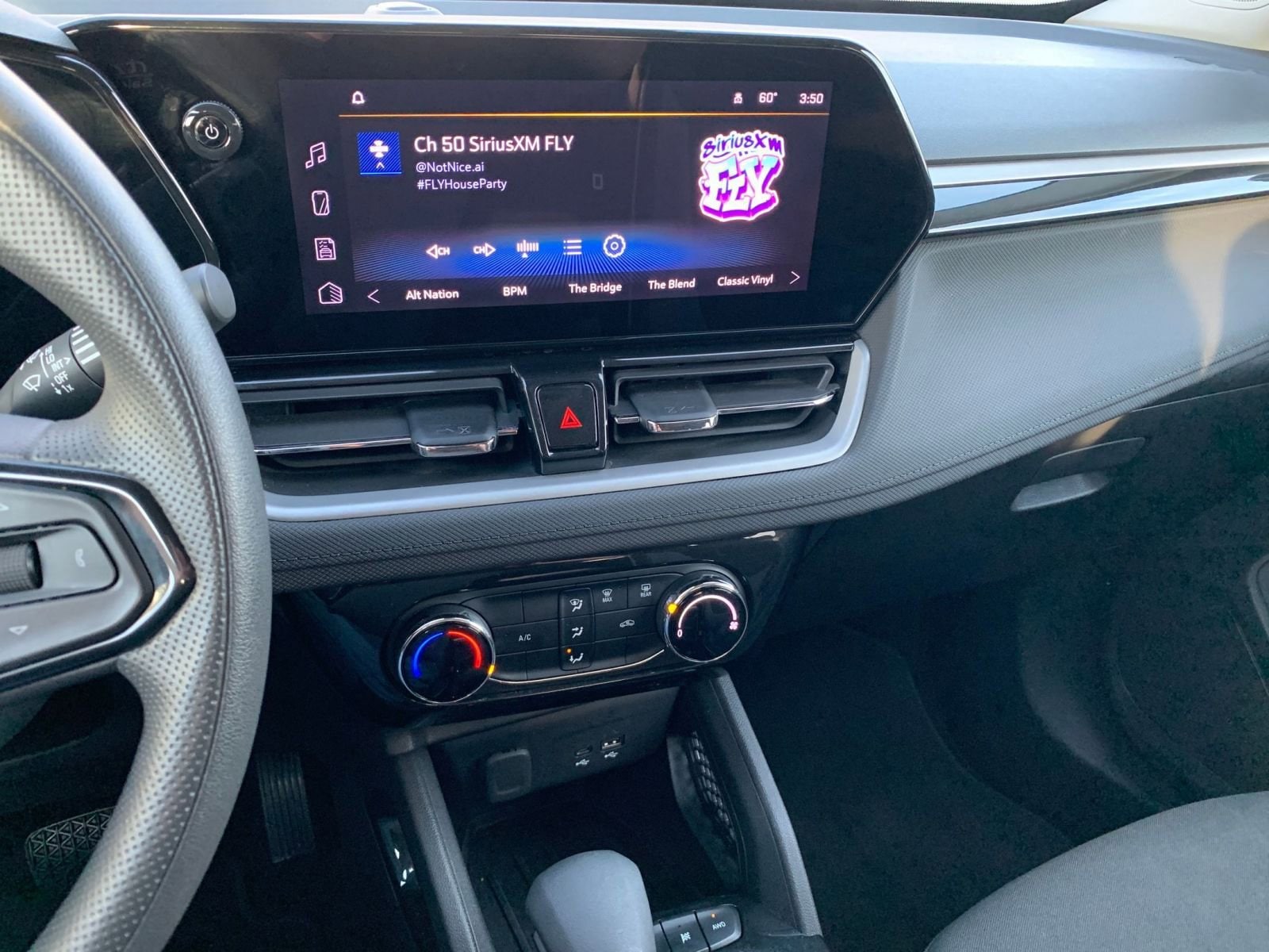 Thumbnail: 2025 Chevrolet TrailBlazer - 18