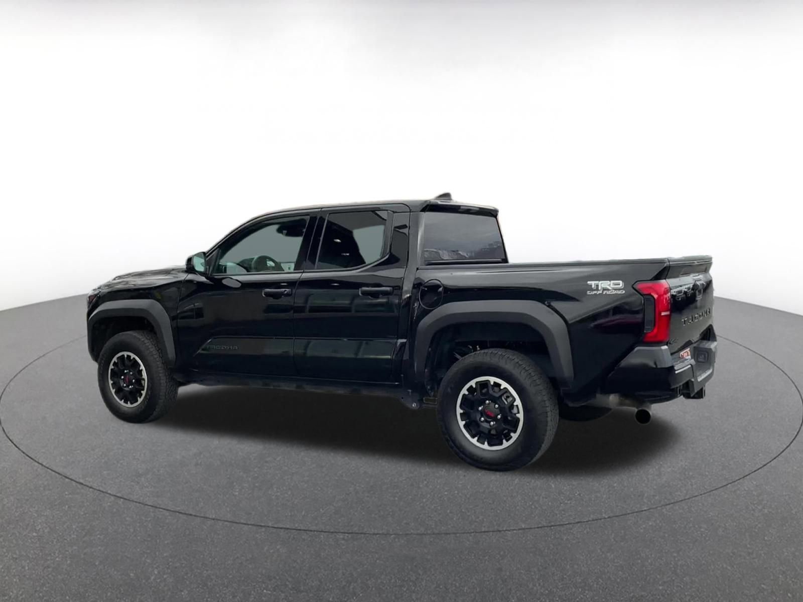 Thumbnail: 2025 Toyota Tacoma - 10