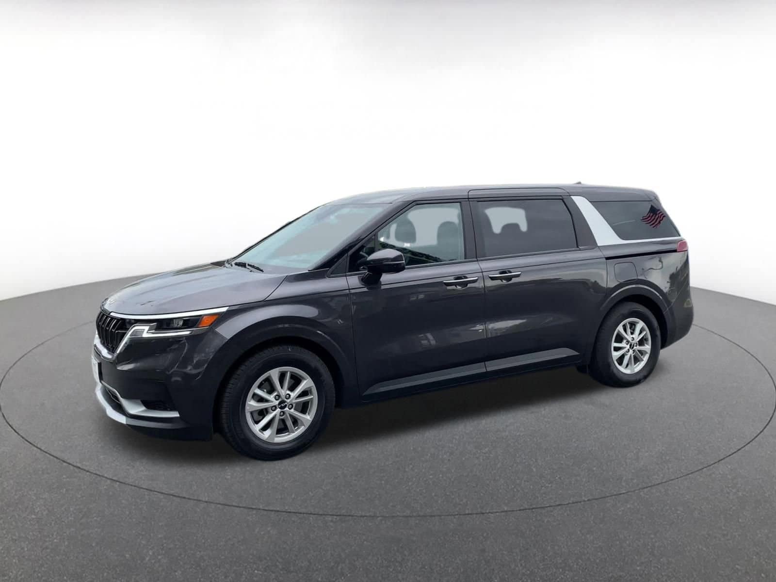 Thumbnail: 2024 Kia Carnival - 7