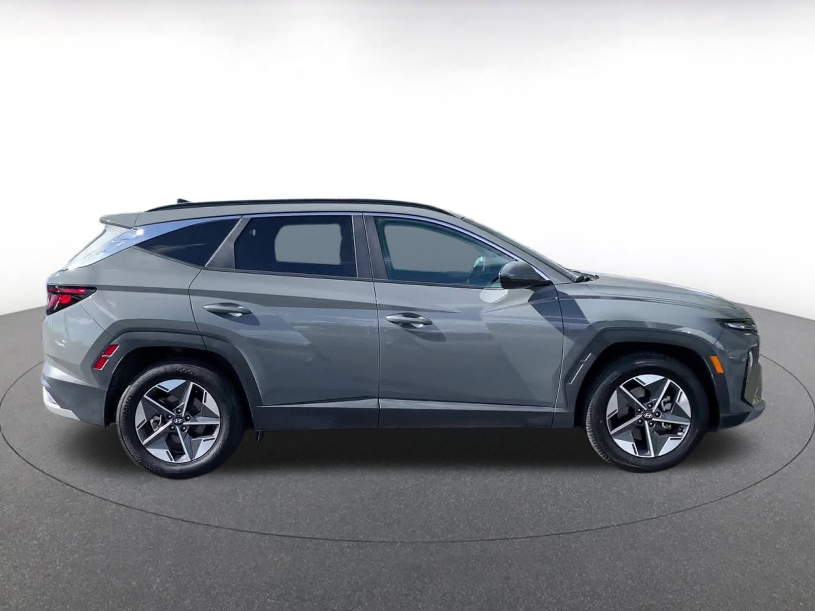 Thumbnail: 2025 Hyundai Tucson - 16