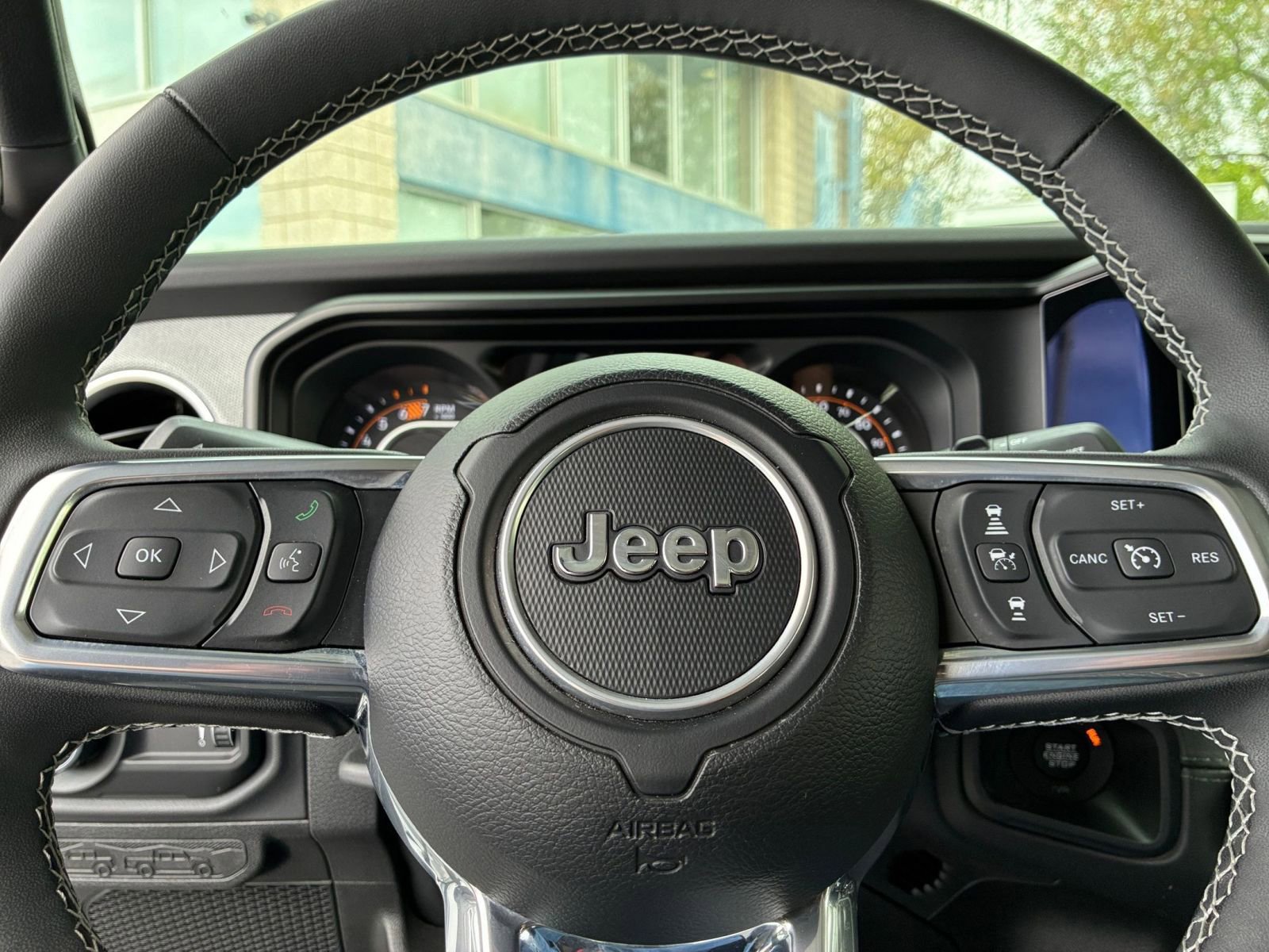 Thumbnail: 2025 Jeep Wrangler - 28