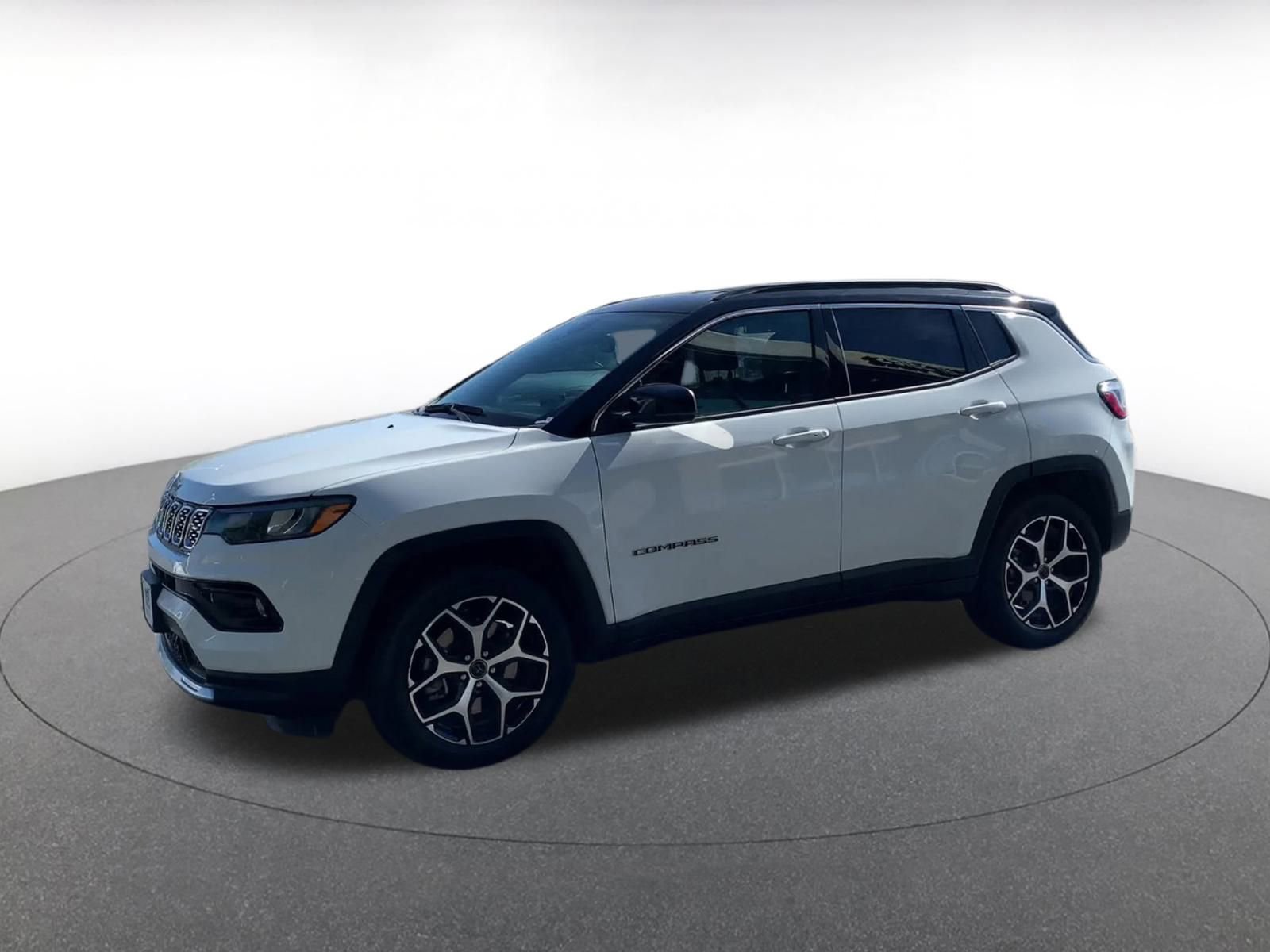 Thumbnail: 2025 Jeep Compass - 8