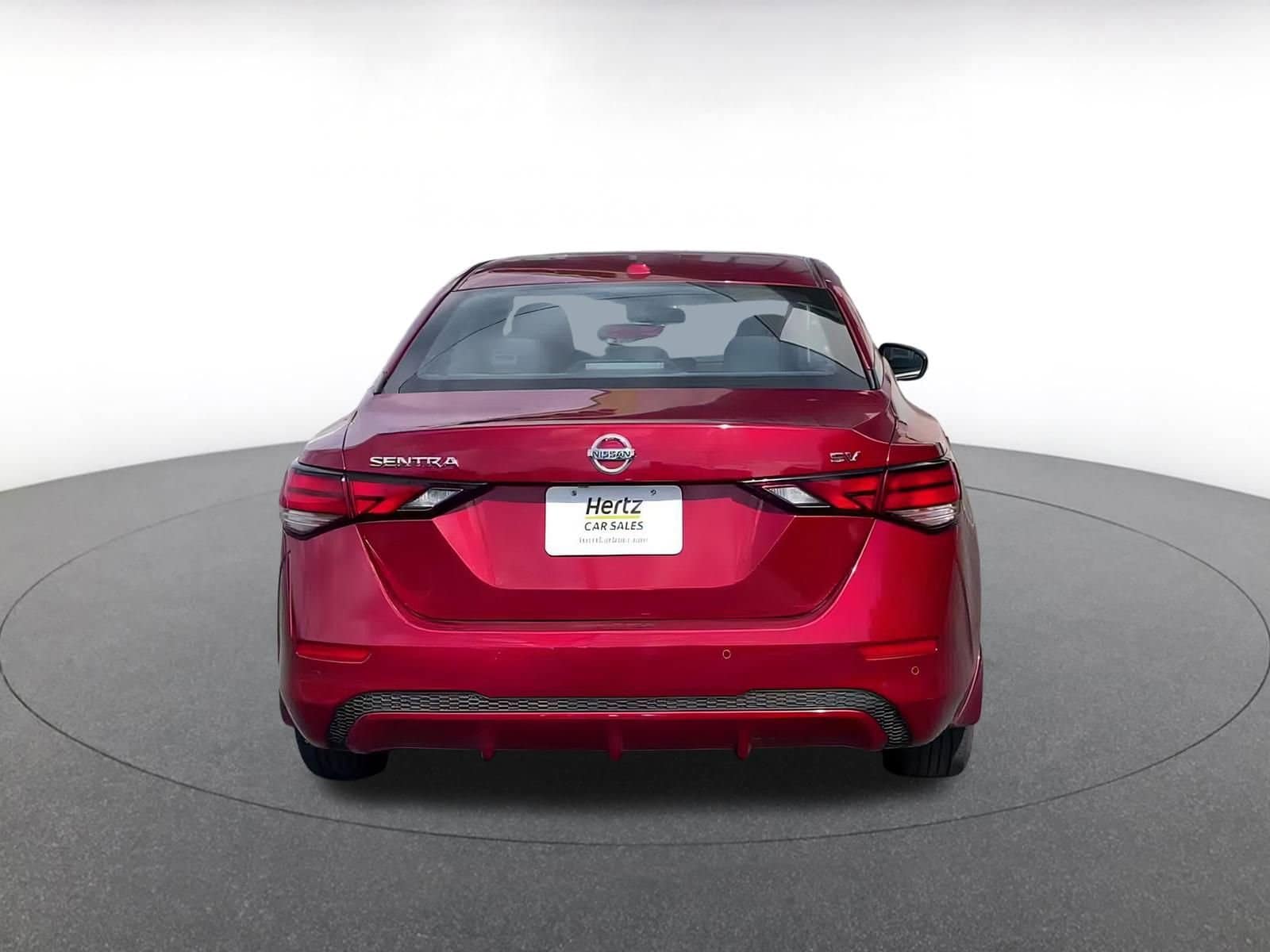 Thumbnail: 2021 Nissan Sentra - 12