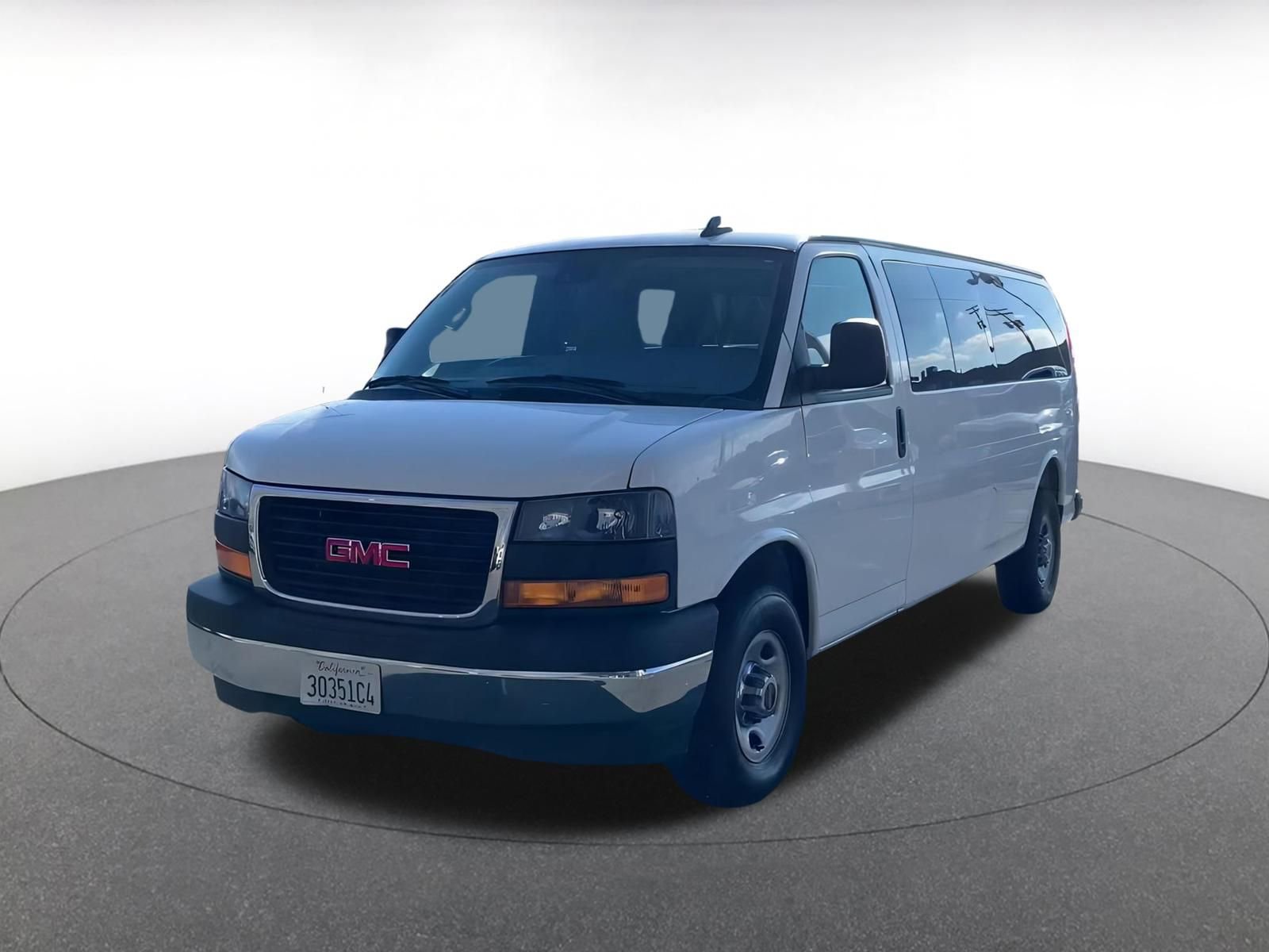 Thumbnail: 2025 GMC Savana - 7