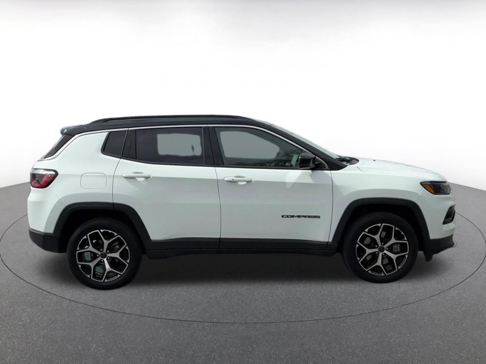 Thumbnail: 2025 Jeep Compass - 16