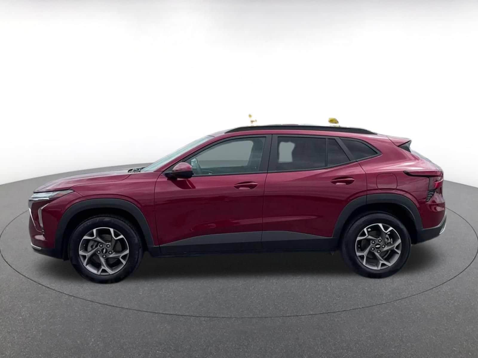 Thumbnail: 2025 Chevrolet Trax - 8