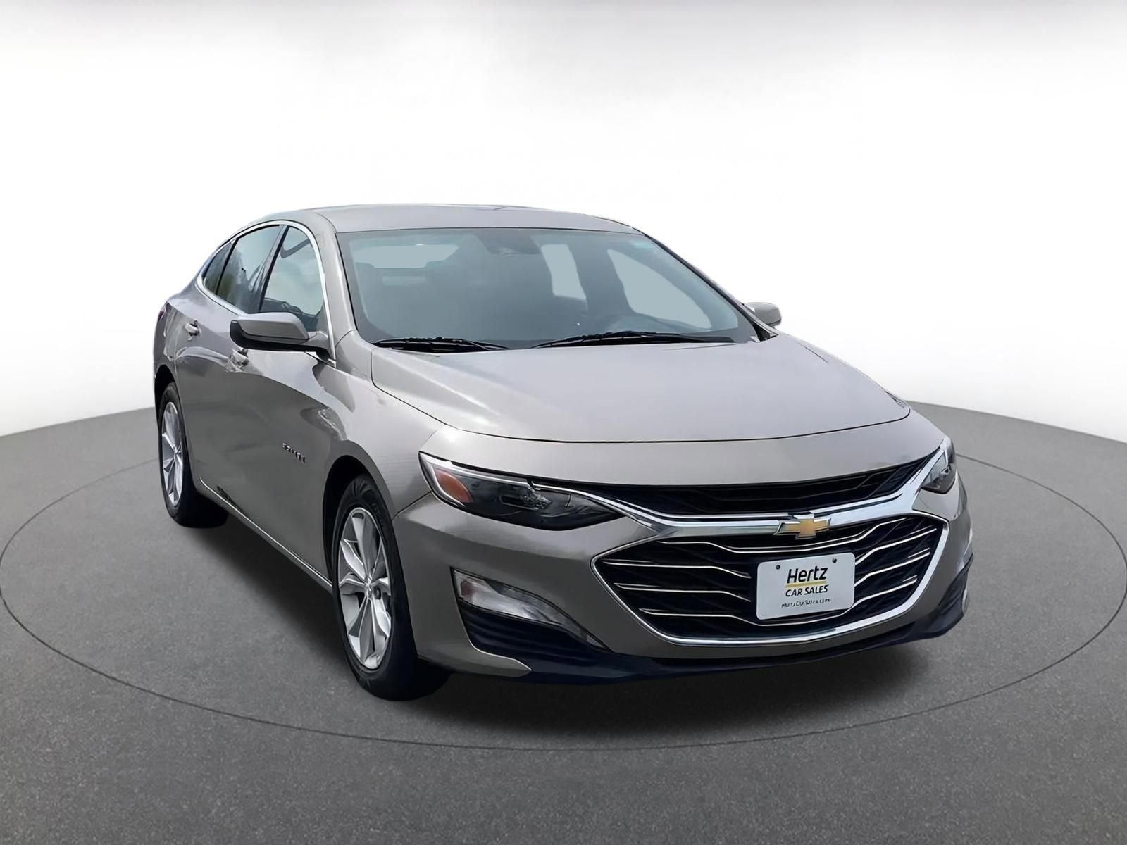 Thumbnail: 2023 Chevrolet Malibu - 3