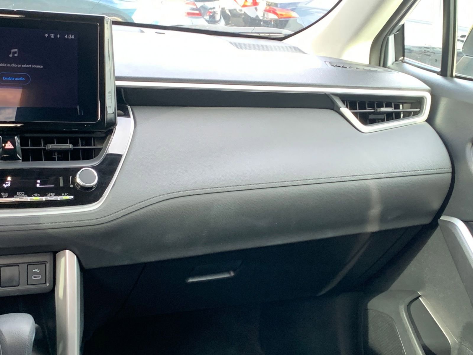 Thumbnail: 2025 Toyota Corolla Cross - 34