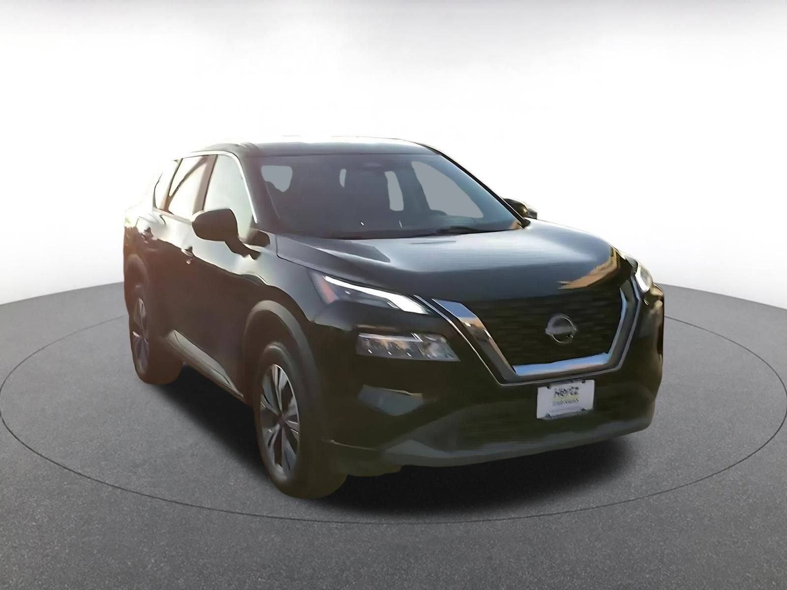 Thumbnail: 2023 Nissan Rogue - 3