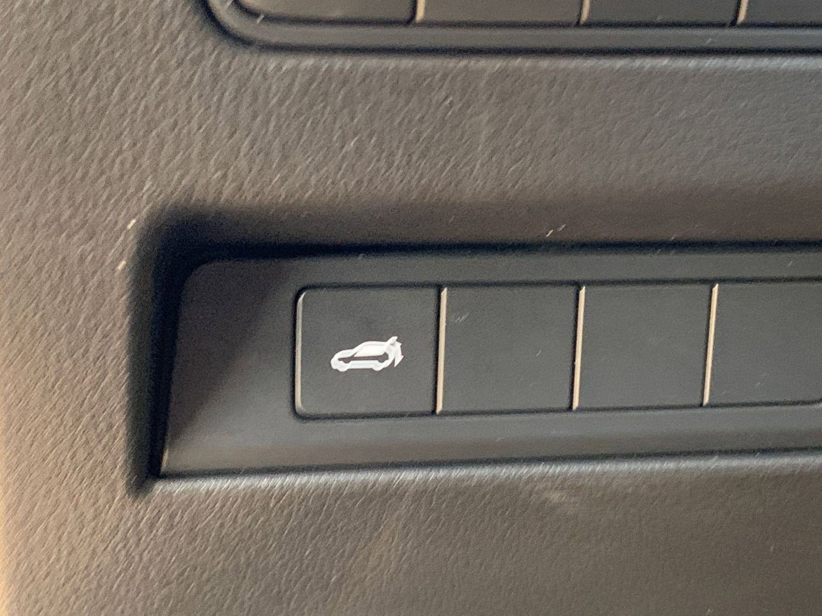 Thumbnail: 2025 Mazda CX-90 - 24