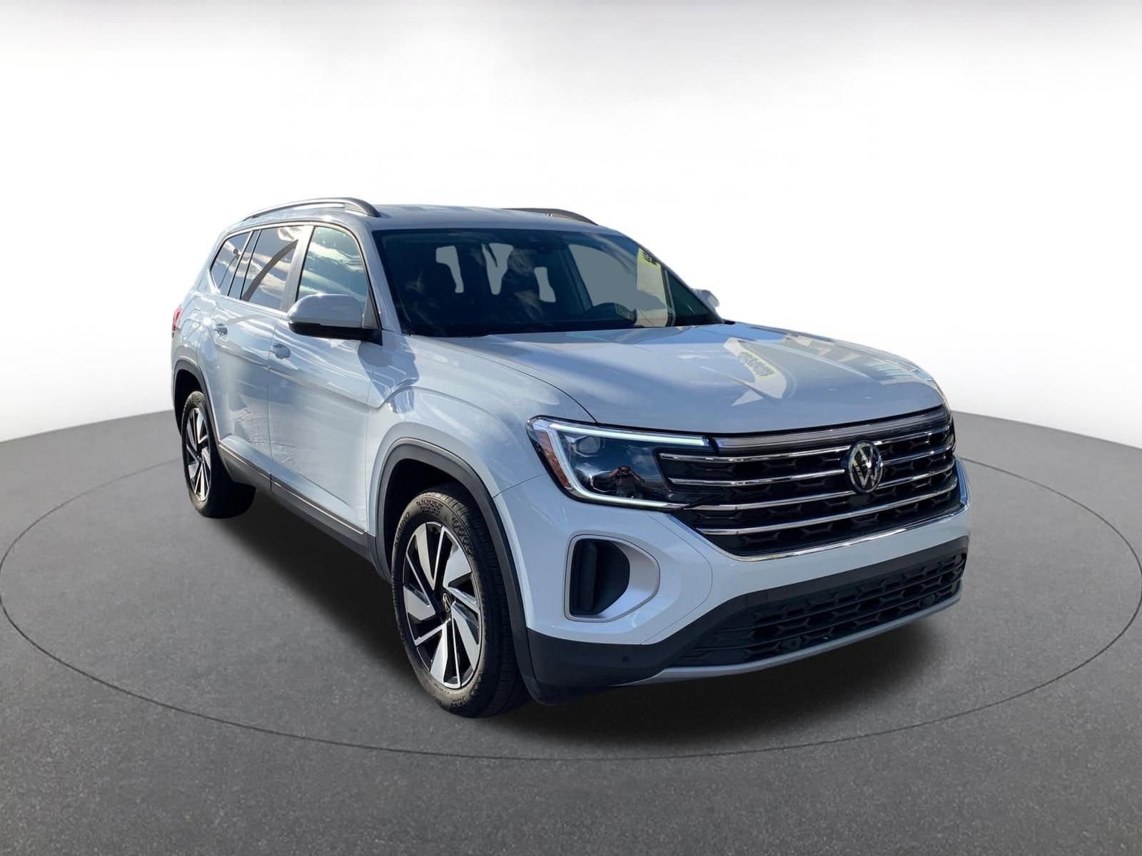 Thumbnail: 2025 Volkswagen Atlas - 1