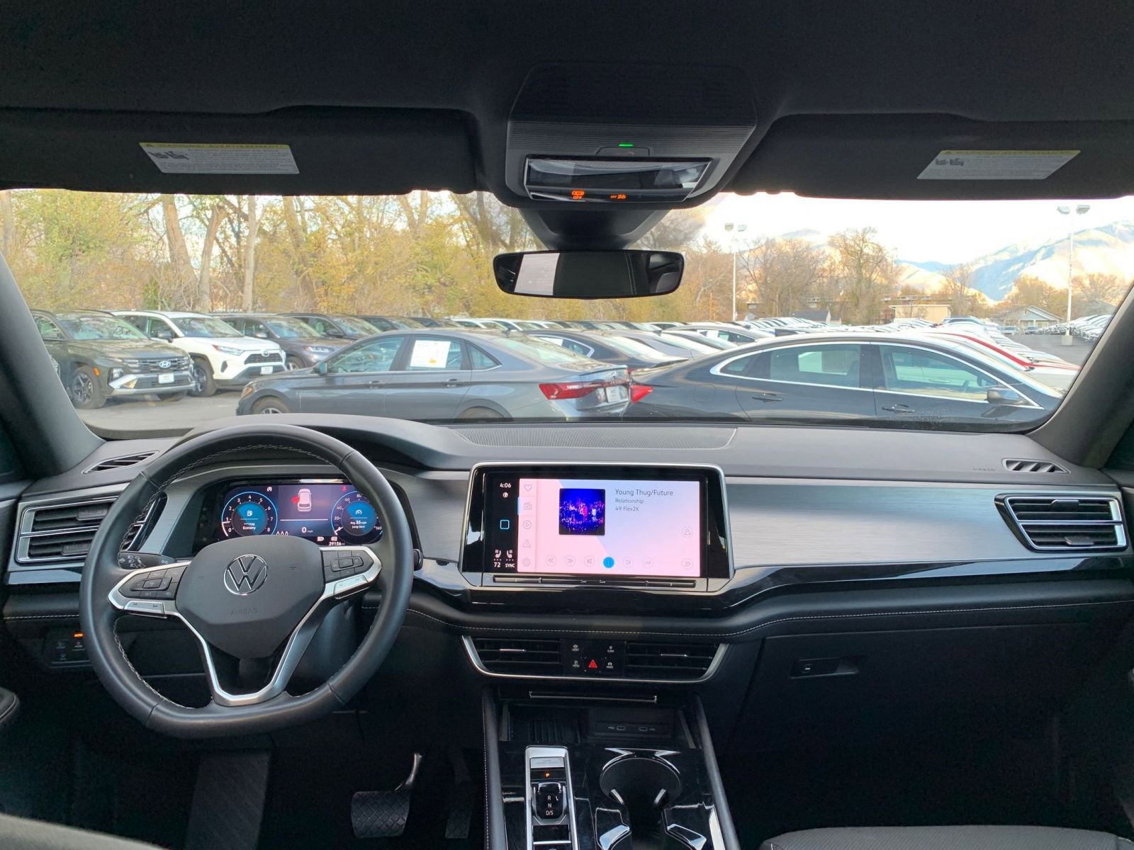 Thumbnail: 2025 Volkswagen Atlas - 33