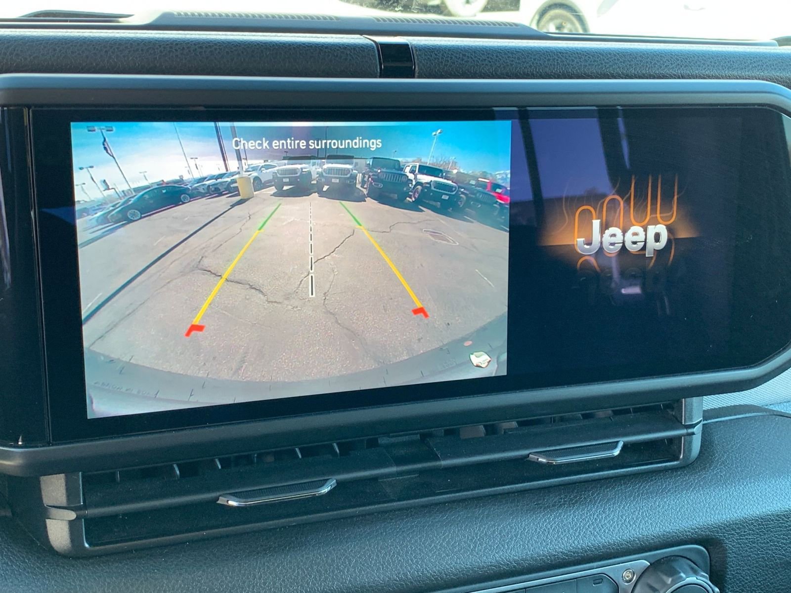 Thumbnail: 2025 Jeep Wrangler - 23