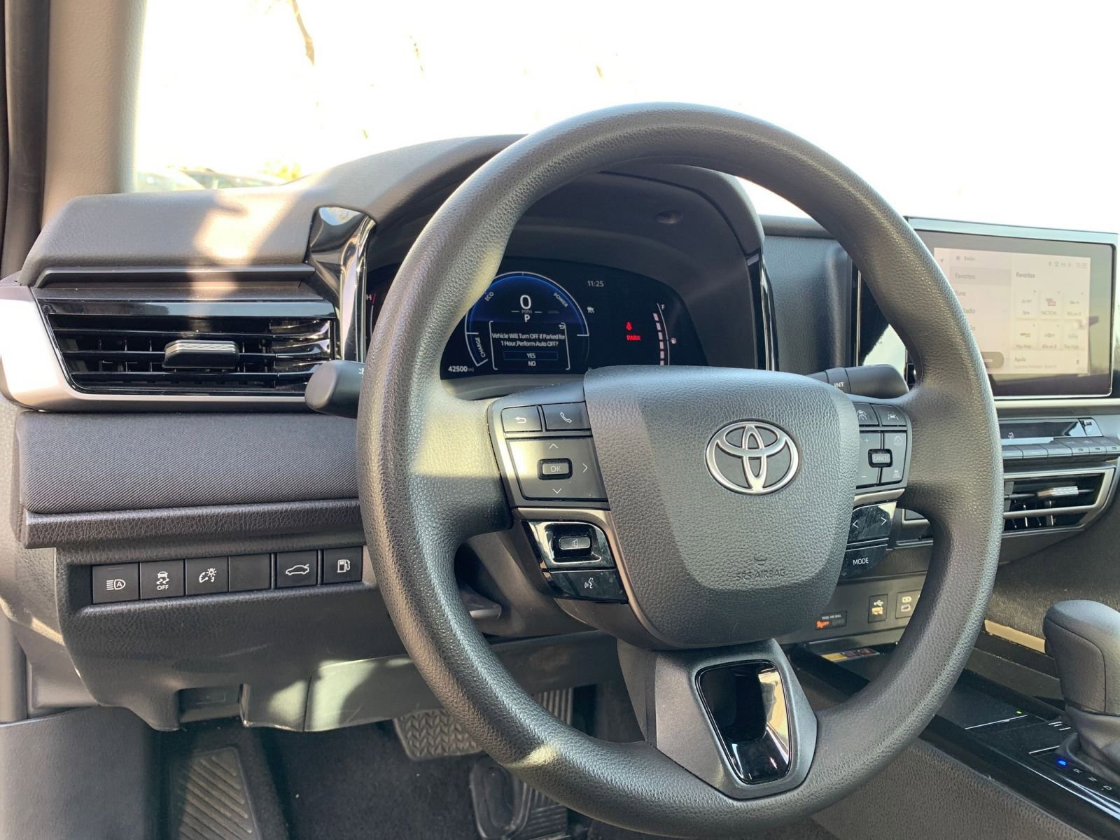 Thumbnail: 2025 Toyota Camry - 34