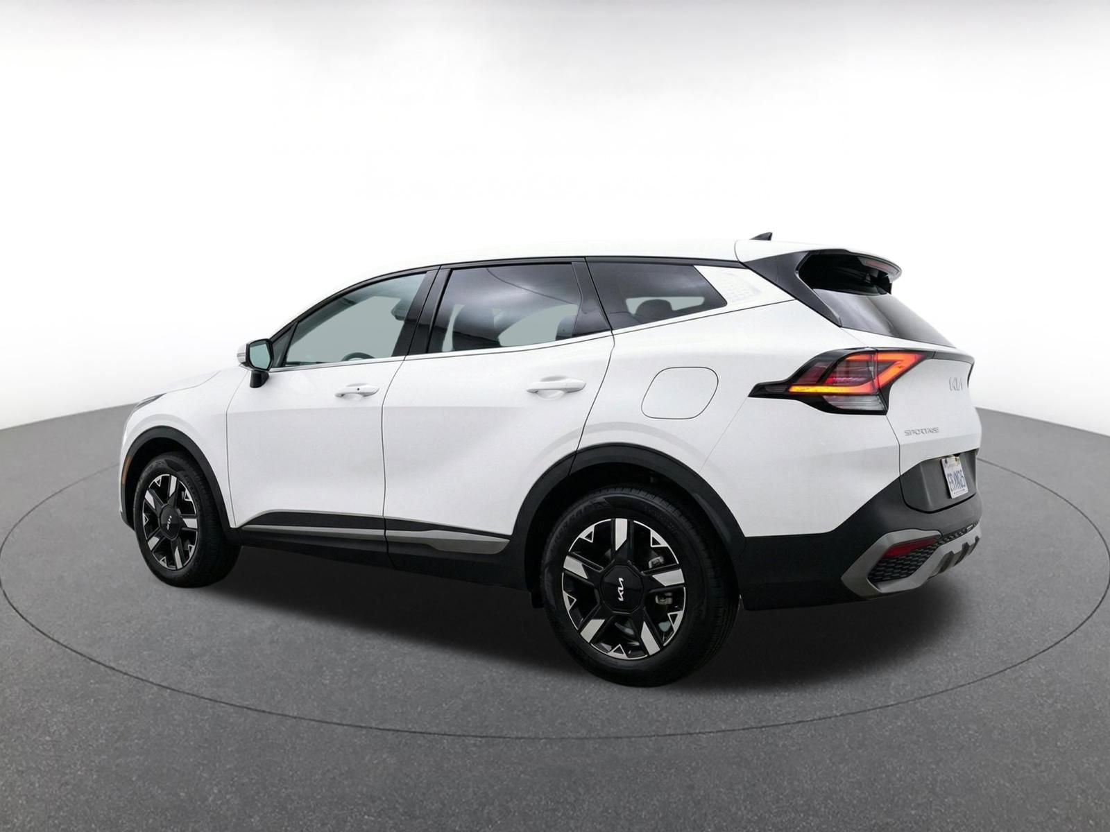 Thumbnail: 2026 Kia Sportage - 6