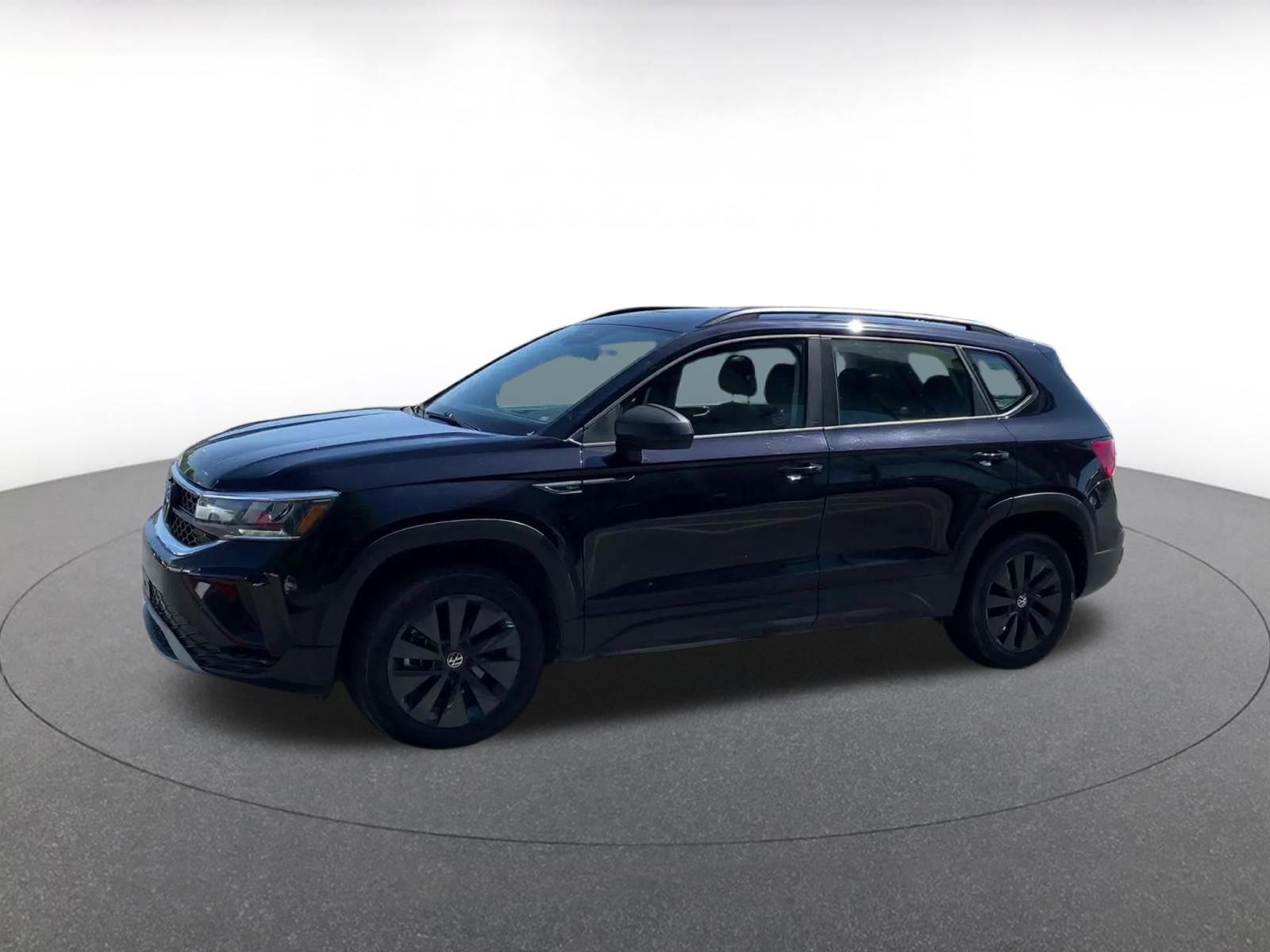 Thumbnail: 2024 Volkswagen Taos - 7
