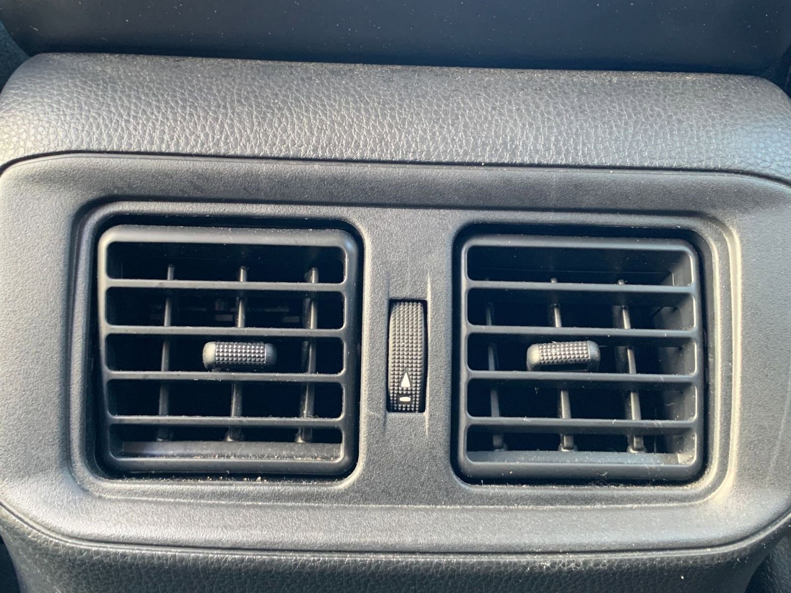 Thumbnail: 2025 Toyota RAV4 - 23