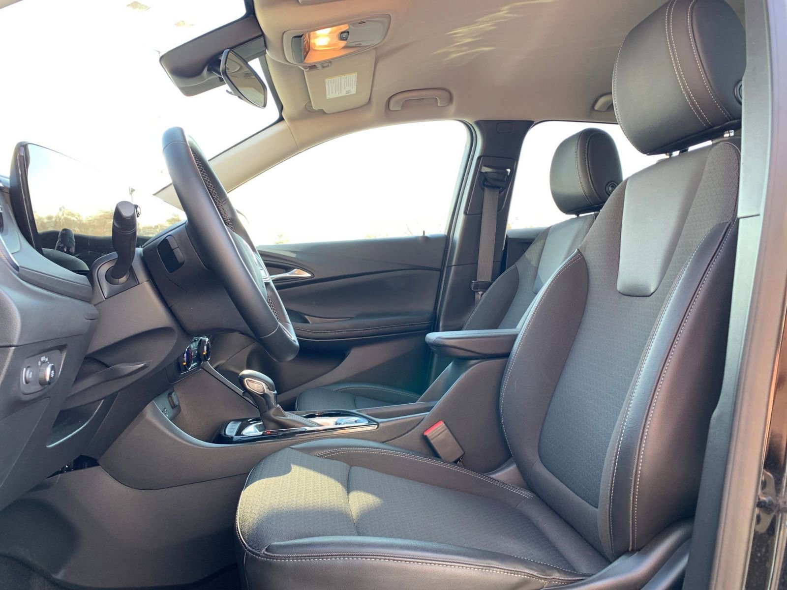 Thumbnail: 2025 Buick Encore GX - 24