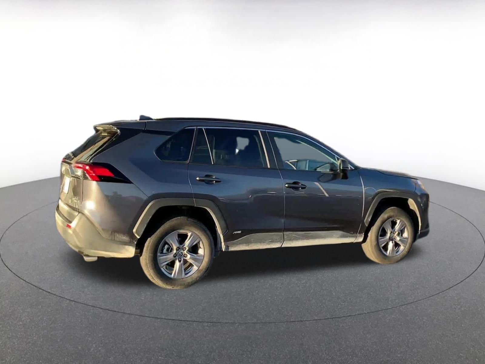 Thumbnail: 2025 Toyota RAV4 - 15