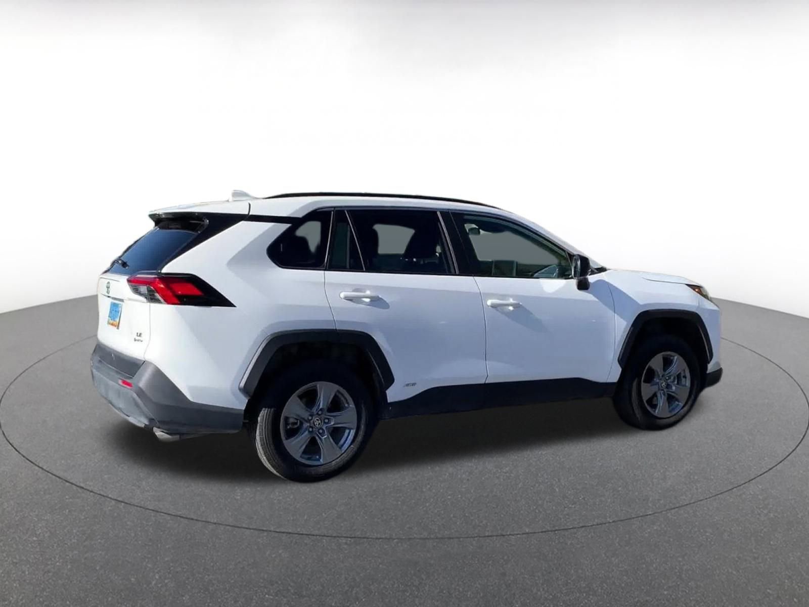 Thumbnail: 2025 Toyota RAV4 - 15