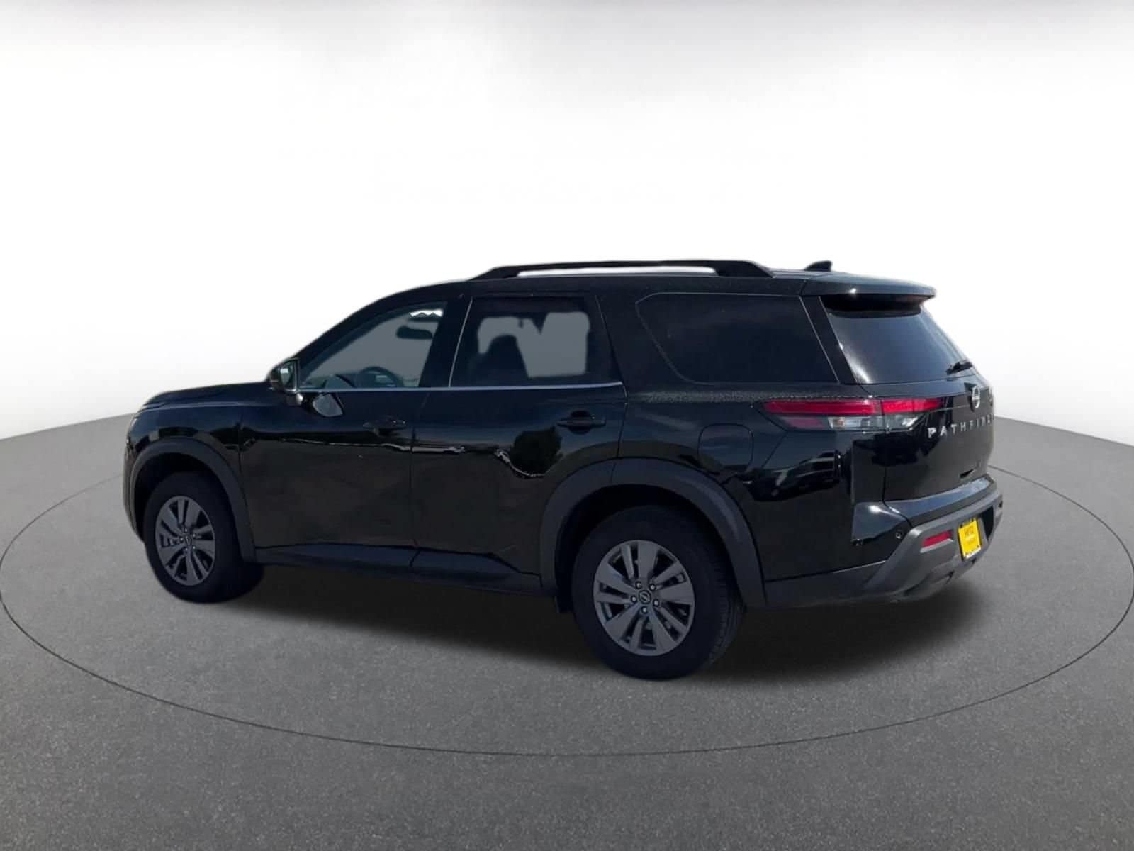 Thumbnail: 2025 Nissan Pathfinder - 9