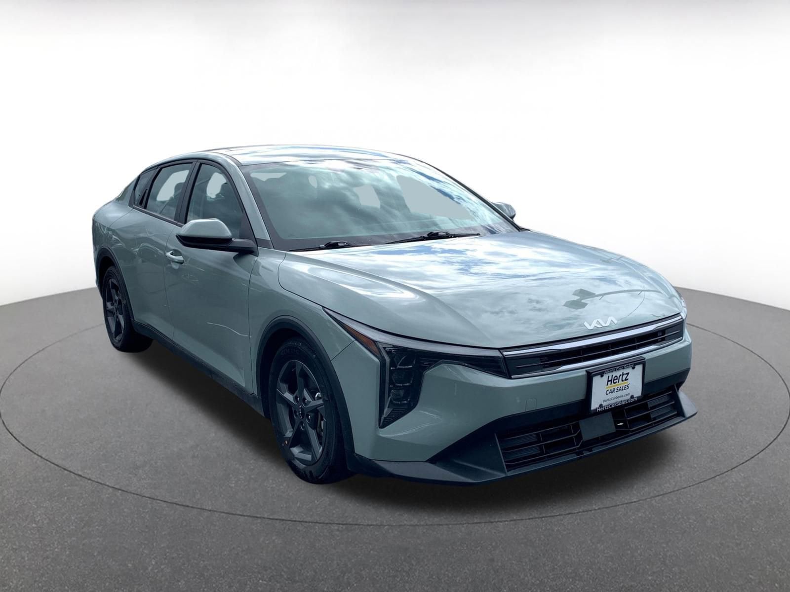 Thumbnail: 2025 Kia K4 - 1