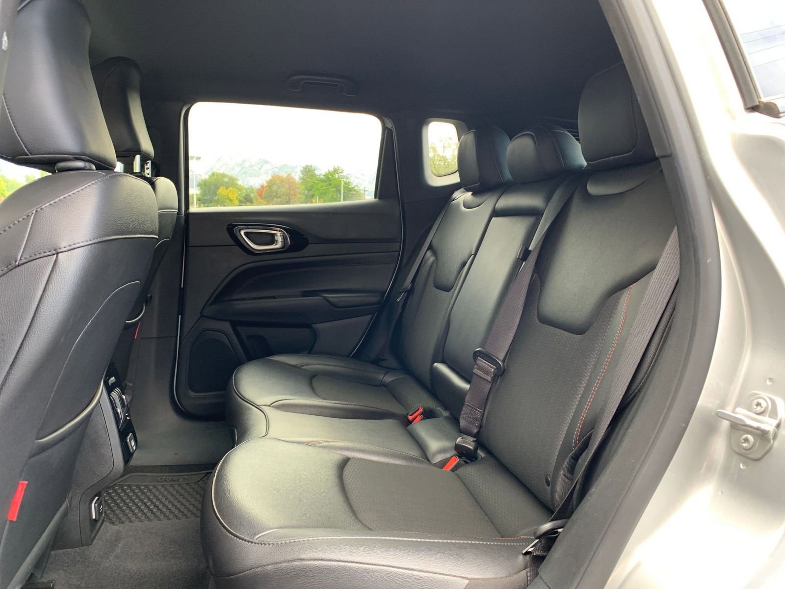 Thumbnail: 2025 Jeep Compass - 24