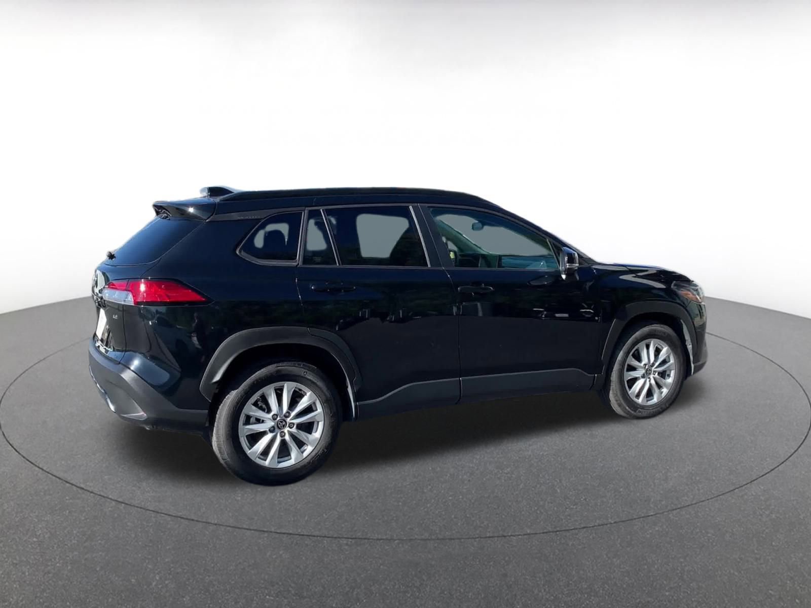 Thumbnail: 2025 Toyota Corolla Cross - 15