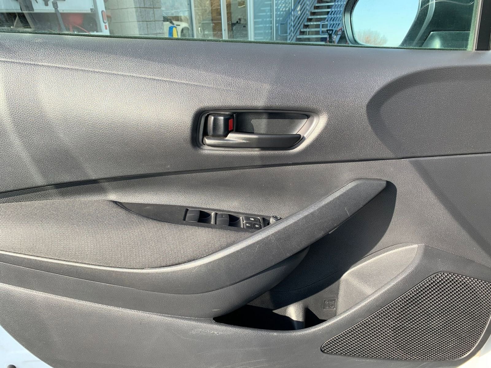 Thumbnail: 2025 Toyota Corolla - 20