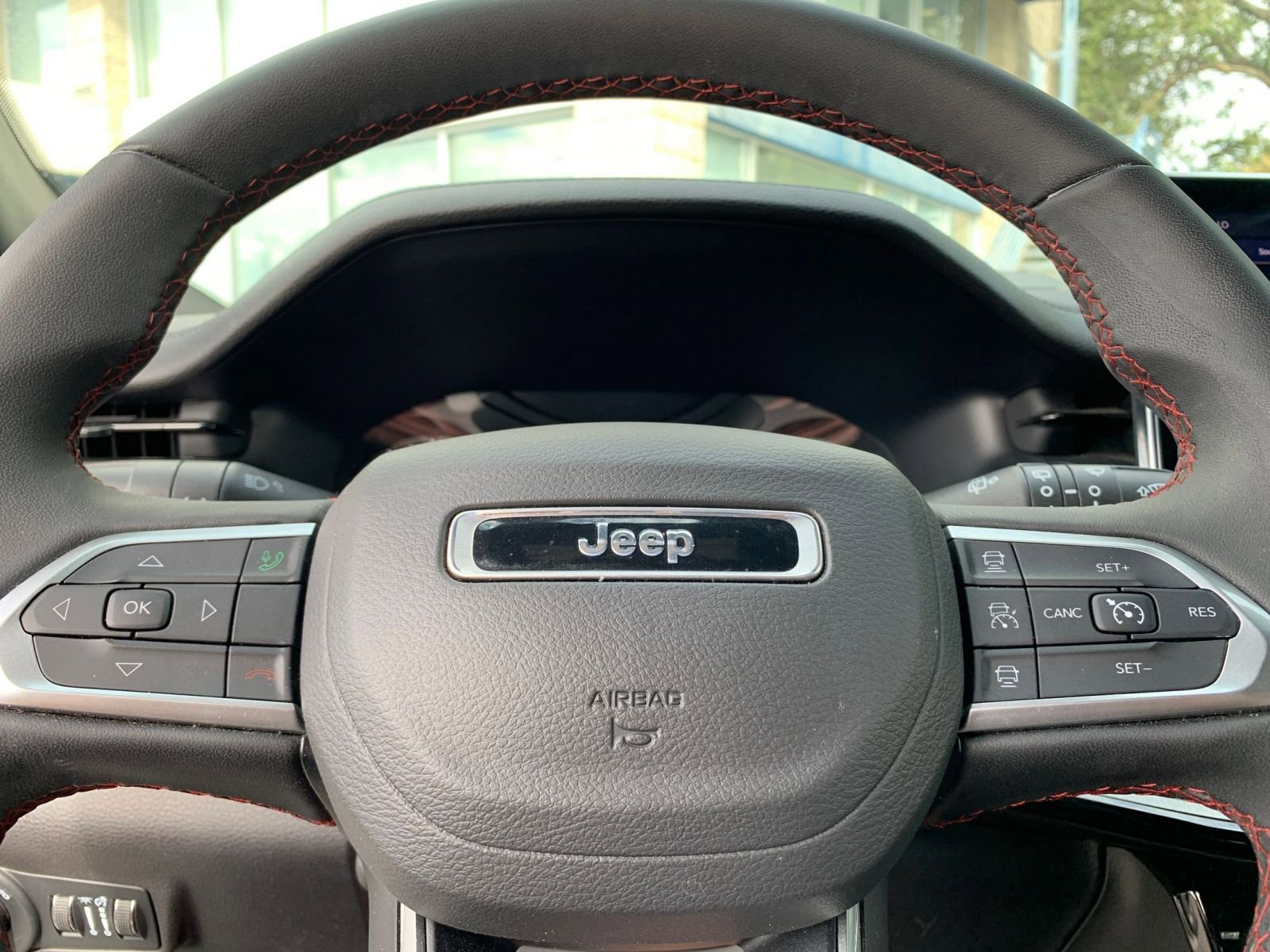 Thumbnail: 2025 Jeep Compass - 27